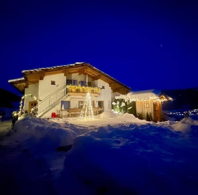 Stubaier Bauern Appartement Telfes im Stubai Exteriör bild
