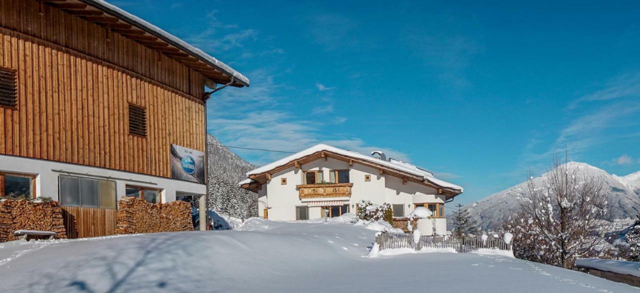 Stubaier Bauern Appartement Telfes im Stubai Exteriör bild
